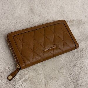 NWT Vera Bradley Chestnut Quilted Zip-Around Wallet